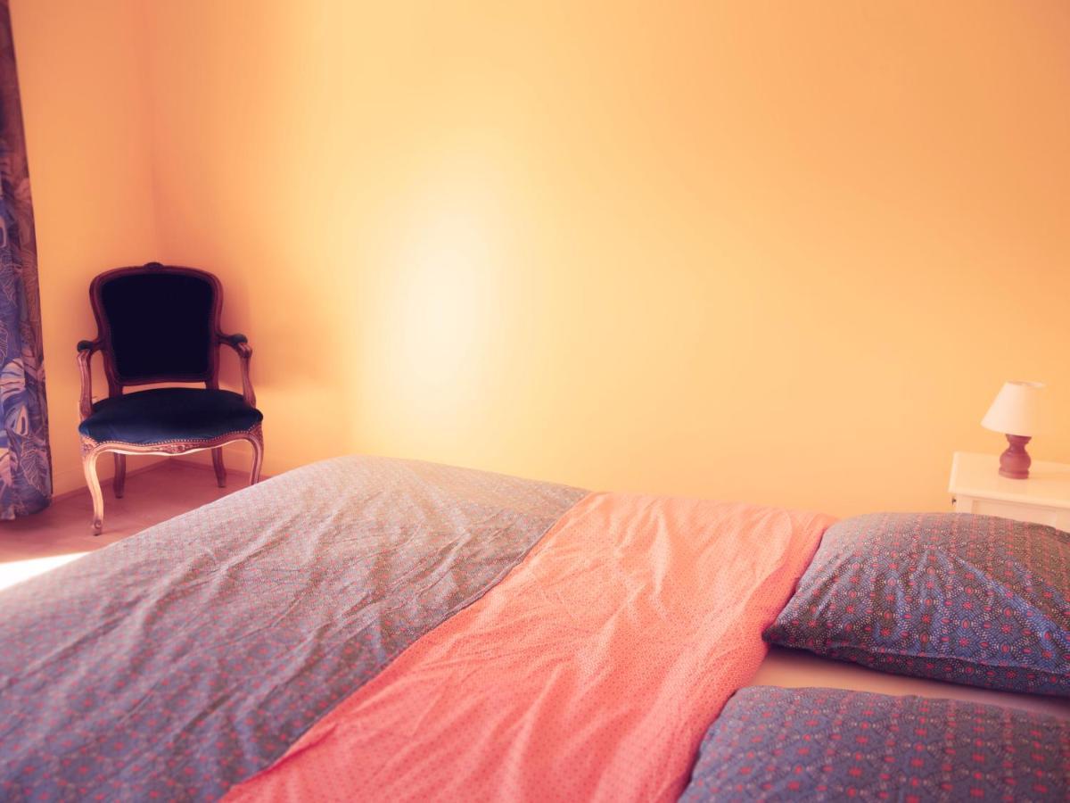 Mas De La Croix - Chambres D'Hotes Sernhac ภายนอก รูปภาพ